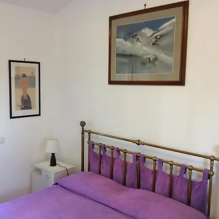 Πανσιόν Roots Bamboo House 3*